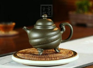 《三足龍泉》宜興紫砂壺工藝美術師純手工民國綠泡茶壺創新壺茶具