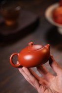 《扁西施》紫砂壺宜興實(shí)力派名家手工小煤窯朱泥西施泡茶壺茶壺