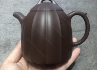 筋紋秦權 筋紋秦權