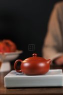 《扁西施》紫砂壺宜興實(shí)力派名家手工小煤窯朱泥西施泡茶壺茶壺