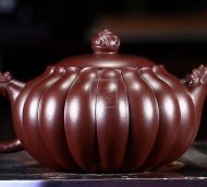 《龍如意》工藝美術師全手工花器紫朱泥紫砂壺