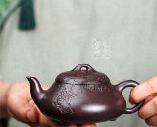 《梅花漢棠石瓢》 《梅花漢棠石瓢》