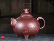 《三陽開泰》宜興紫砂壺助理工藝美術(shù)師手工底槽青