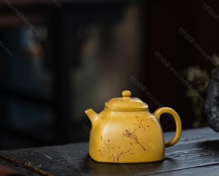 荊玉四方壺 荊玉四方壺