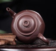 《靜荷》宜興紫砂壺高級工藝美術師手工紫茄泥茶具茶壺