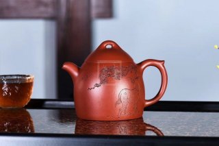 《松鹿秦權》宜興紫砂壺實力派名家純手工大紅袍茶壺全手工秦權紫砂壺 《松鹿秦權》宜興紫砂壺實力派名家純手工大紅袍茶壺全手工秦權紫砂壺