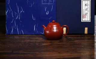 《清風(fēng)》宜興老師工藝美術(shù)師手工紫砂壺茶具大紅袍 《清風(fēng)》宜興老師工藝美術(shù)師手工紫砂壺茶具大紅袍