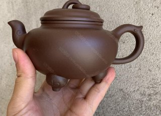 三足鼎立 三足鼎立