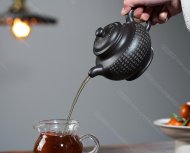 “千金壺王”─【心經掇只】 許良平